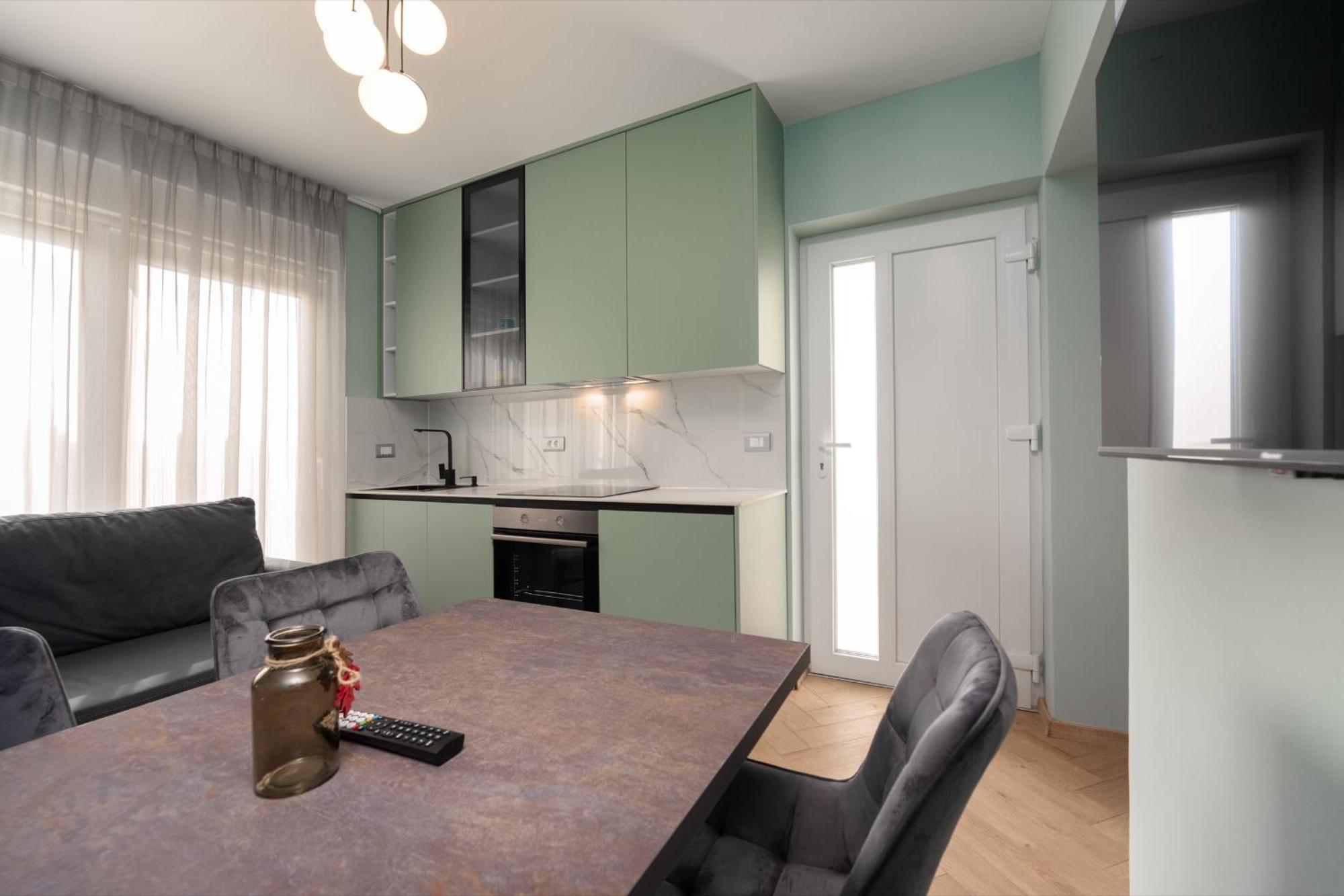 Larum Apartmens Vrsar Exterior foto